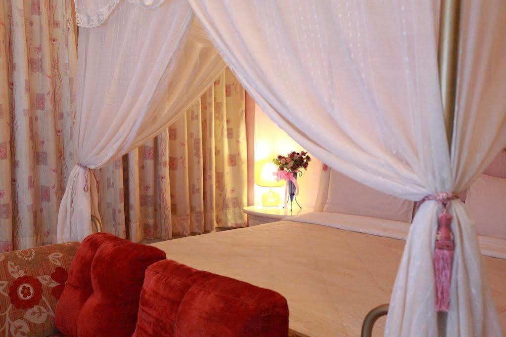 Cruise Homestay Kota Hualien Bagian luar foto
